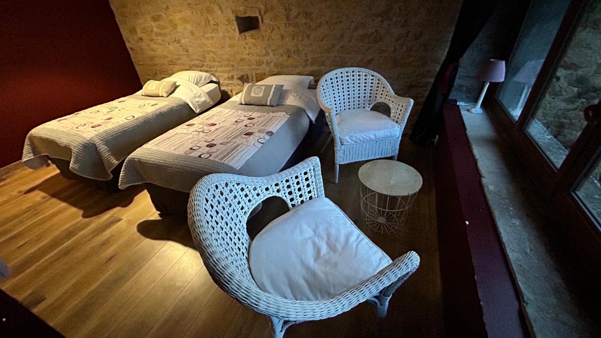 Le D'Tour Gourmand Acomodação com café da manhã Toulouse-le-Chateau Exterior foto